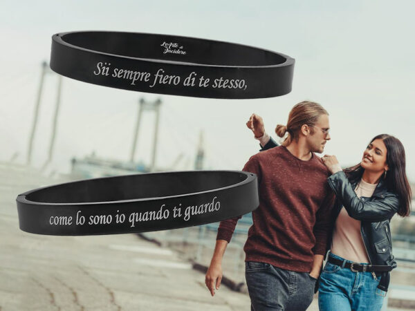 Bracciale uomo rigido chiuso nero 8 mm Incisione personalizzata con dedica