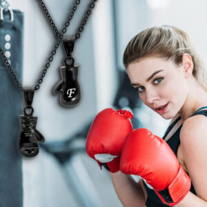 Collana con Ciondolo Guantone Boxe Medio Nero con 1 Incisione Personalizzata