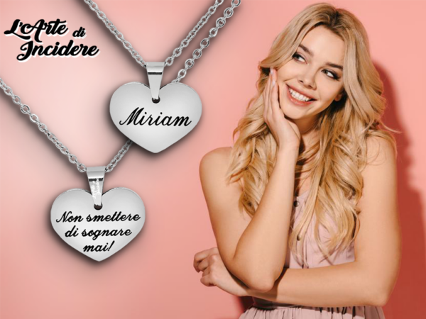 Collana donna con incisione personalizzata su cuore medio argentato con 1 nome e dedica